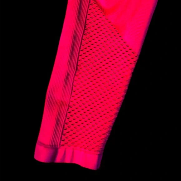 FABLETICS PINK LEGGINGS WOMEN’s size Small S - Picture 10 of 14